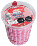 MEGA SUNDAE DE FRESA CON SIROPE DE FRESA