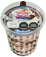 MEGA SUNDAE DE MANTECADO CON SIROPE DE CHOCOLATE